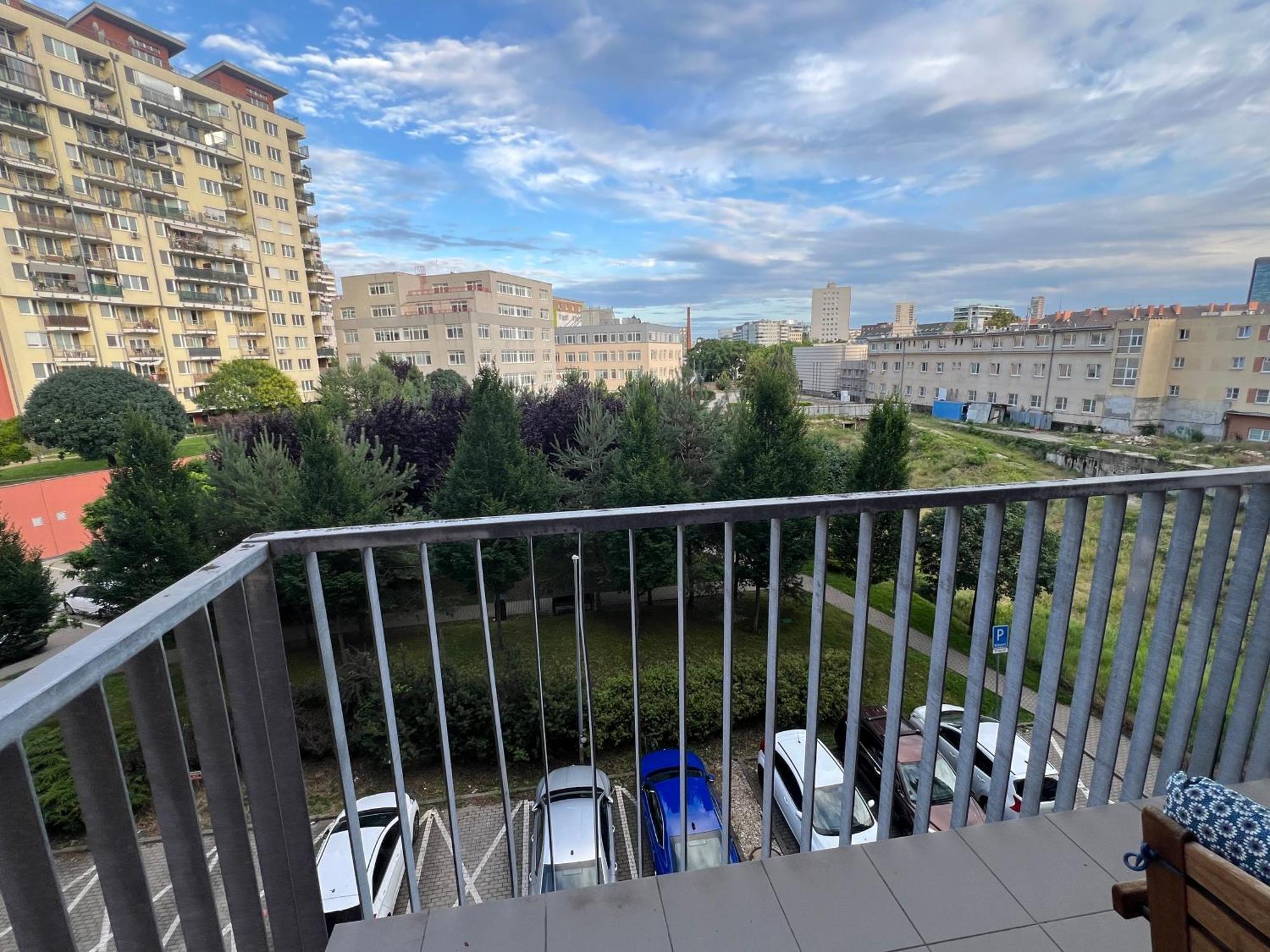 Apartment Jegeho Bratislava - Tipos Arena Esterno foto