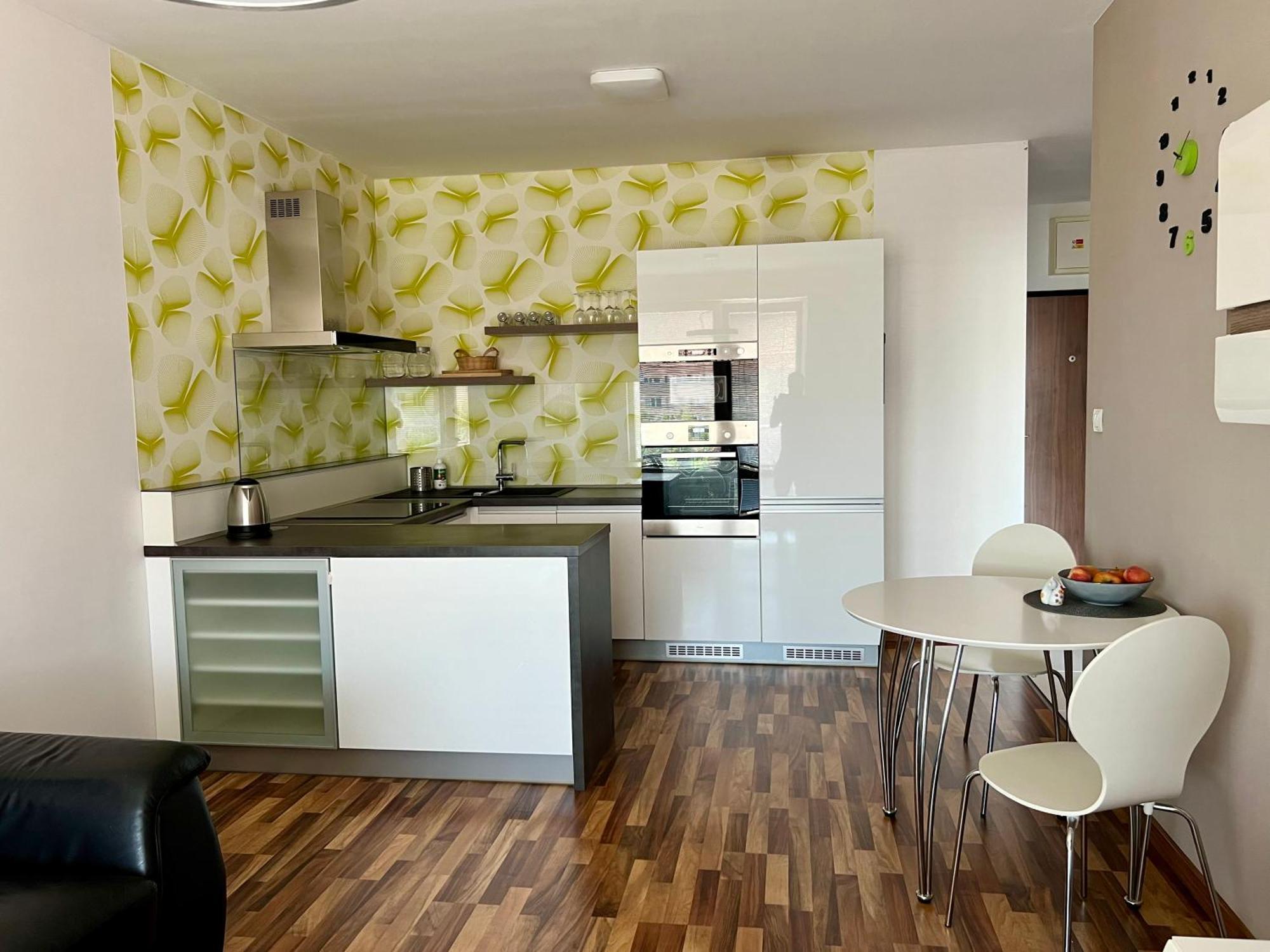 Apartment Jegeho Bratislava - Tipos Arena Esterno foto